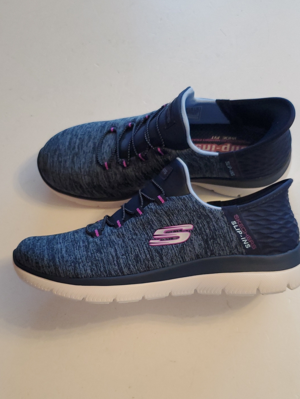 Skechers  Slip Ins summit shoes women's size 7 wide new